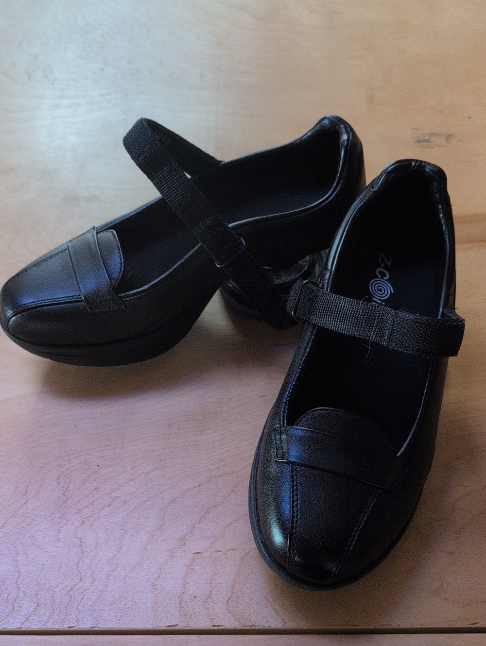 Z Coil Womens Black Mary Jane Shoes Size 7